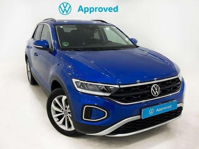 Azul Usado 2023 VW T-Roc Life SUV | 22.550 € (Un poco caro) - Imagen 1/4