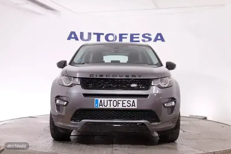 Usado Land Rover Discovery SE Dynamic 150 CV (110 kW) 2020 Gris SUV