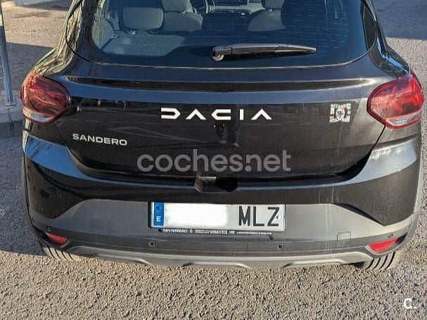 Usado Dacia Sandero Expression 101 CV (74 kW) 2024 Negro Berlina