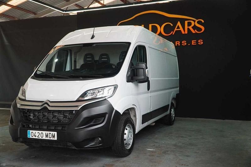 Usado Citroën Jumper 140 CV (102 kW) 2023 Blanco Monovolumen