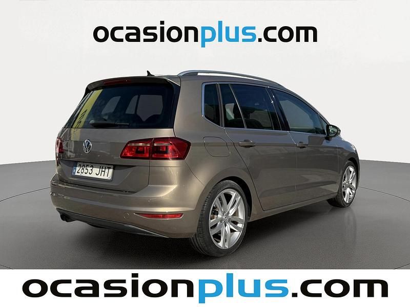 Usado VW Golf Sportsvan Sport 150 CV (110 kW) 2015 Amarillo Monovolumen