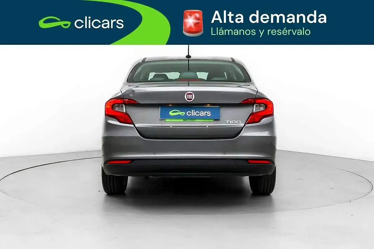 Usado Fiat Tipo Easy 95 CV (69 kW) 2018 Gris Berlina