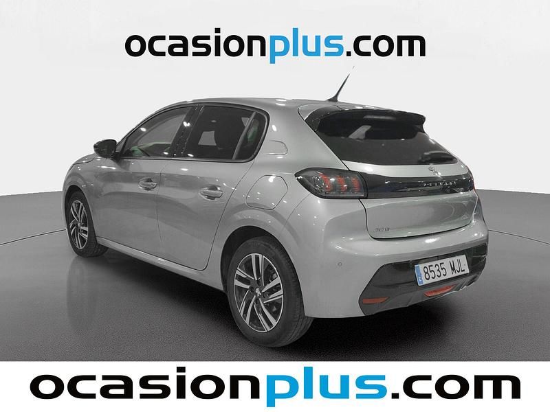 Usado Peugeot 208 Allure 100 CV (73 kW) 2023 Gris Utilitario