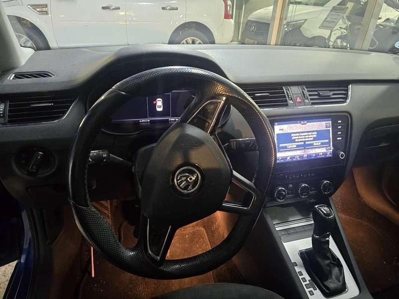 Occasion Skoda Octavia Ambition 116 ch (85 kW) 2020 Bleue Citadine