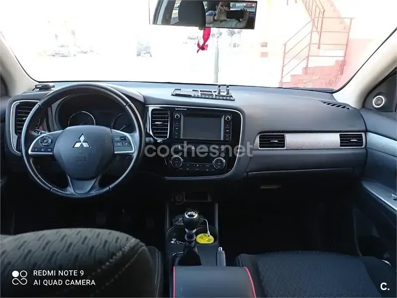 Usado Mitsubishi Outlander Motion 150 CV (110 kW) 2014 Negro SUV