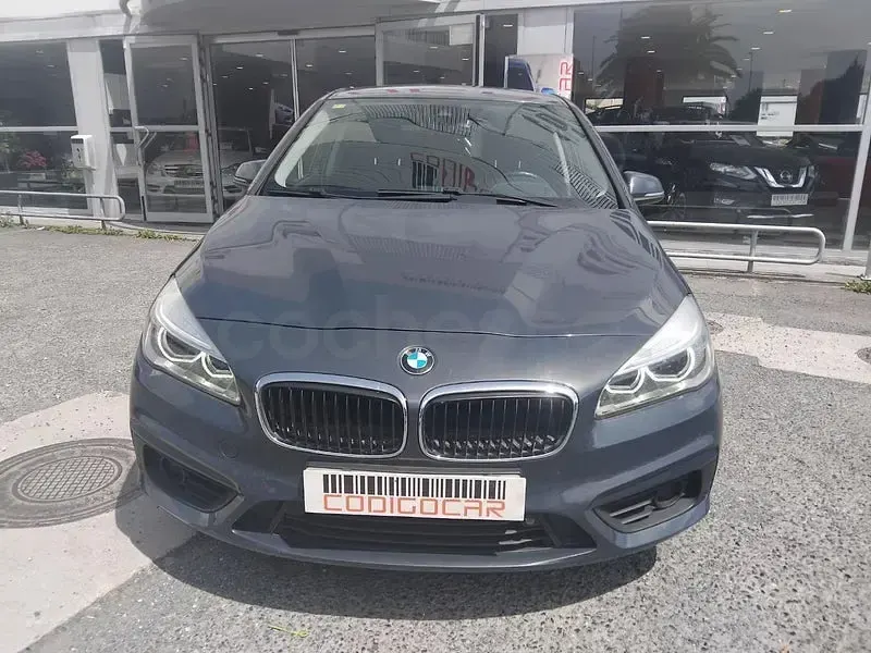 Usado BMW 216 Active Tourer Comfort Edition 116 CV (85 kW) 2015 Gris / plata Monovolumen