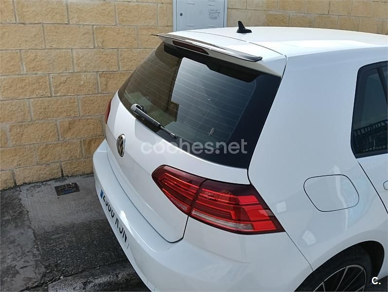Usado VW Golf VII Advance 115 CV (84 kW) 2018 Blanco Berlina