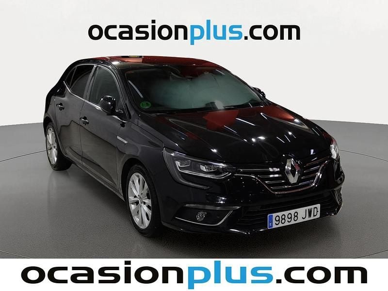 Usado Renault Mégane IV Zen 132 CV (97 kW) 2017 Negro Berlina