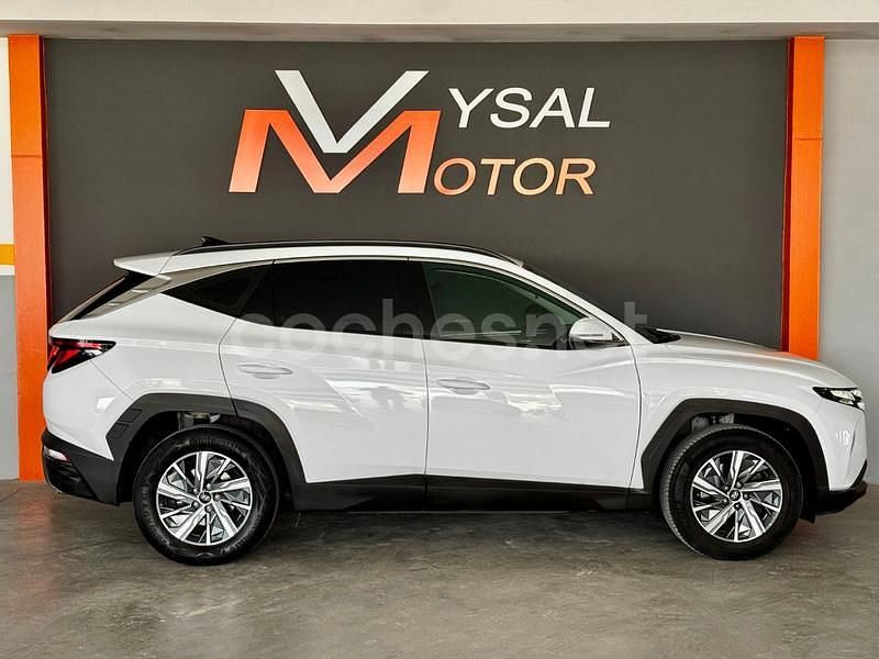 Usado Hyundai Tucson 136 CV (100 kW) 2022 Blanco SUV