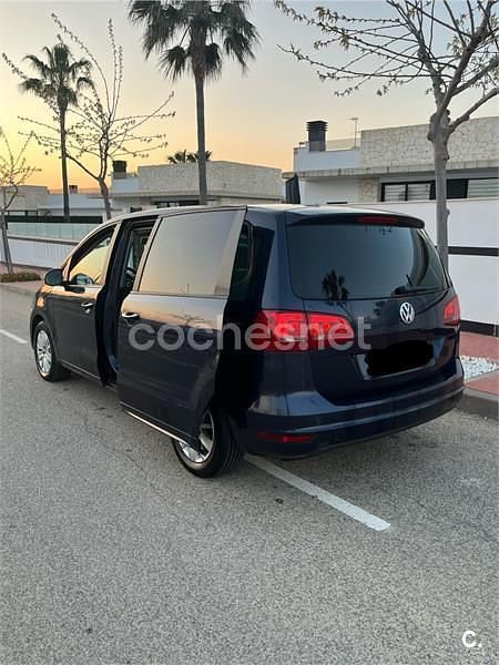 Begagnad VW Sharan Edition 140 HK (102 kW) 2010 Blå Minibuss