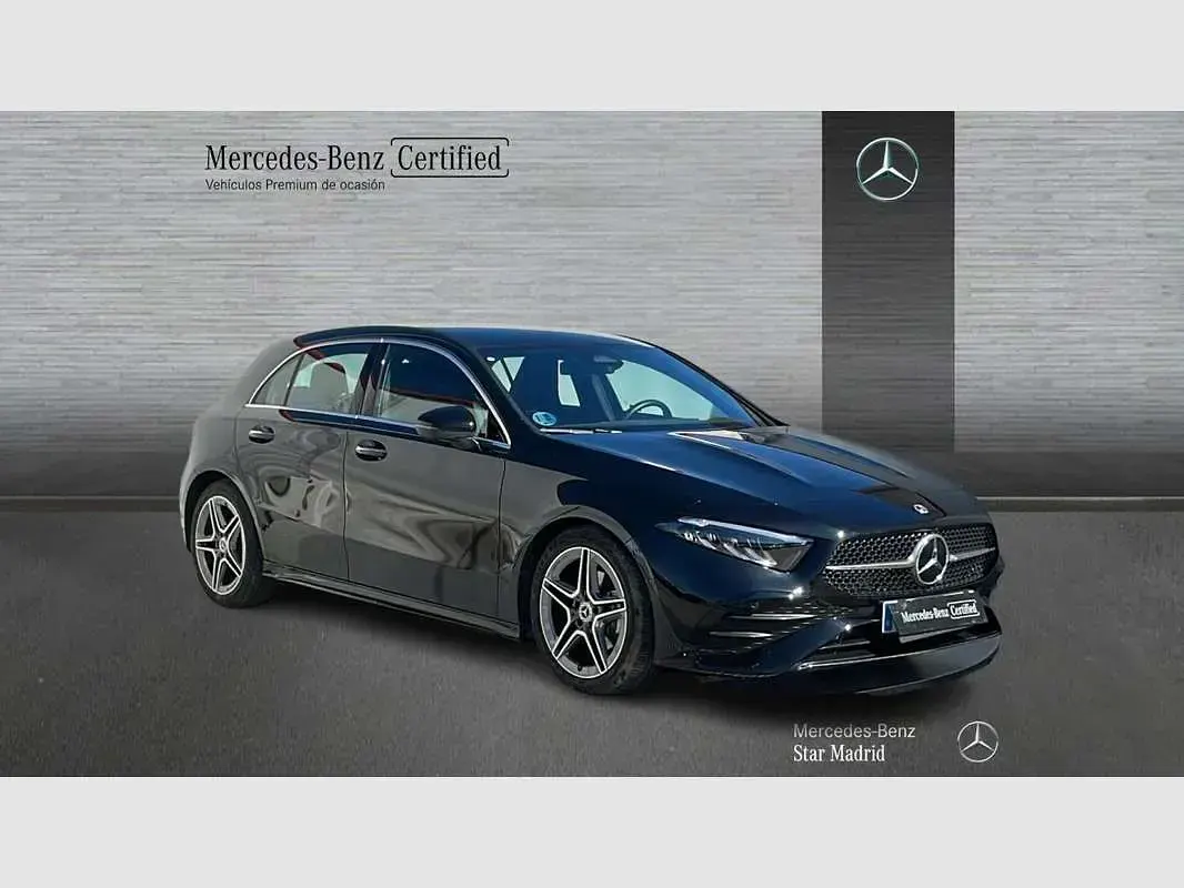 Usado Mercedes A180 136 CV (100 kW) 2025 Negro Berlina