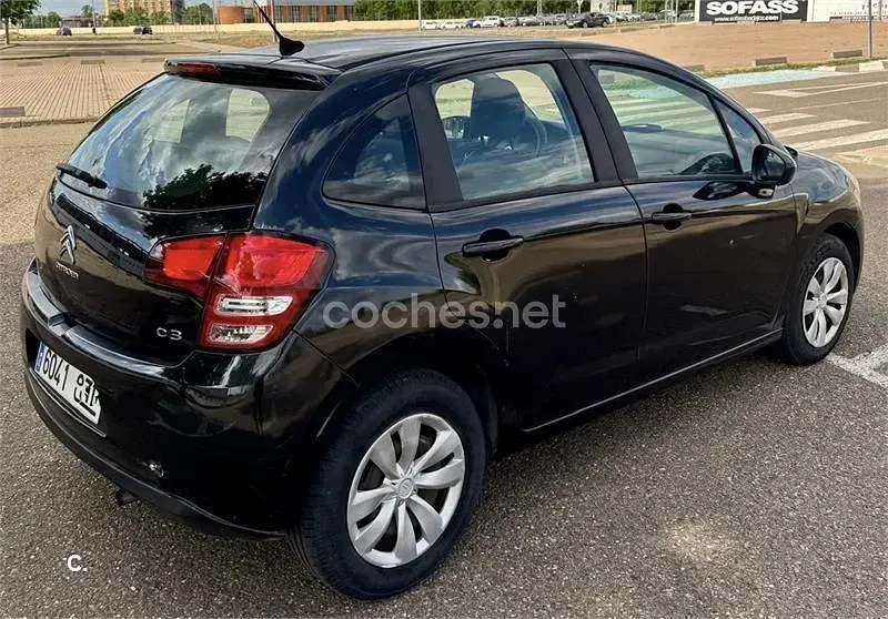Usado Citroën C3 60 CV (44 kW) 2010 Negro Berlina