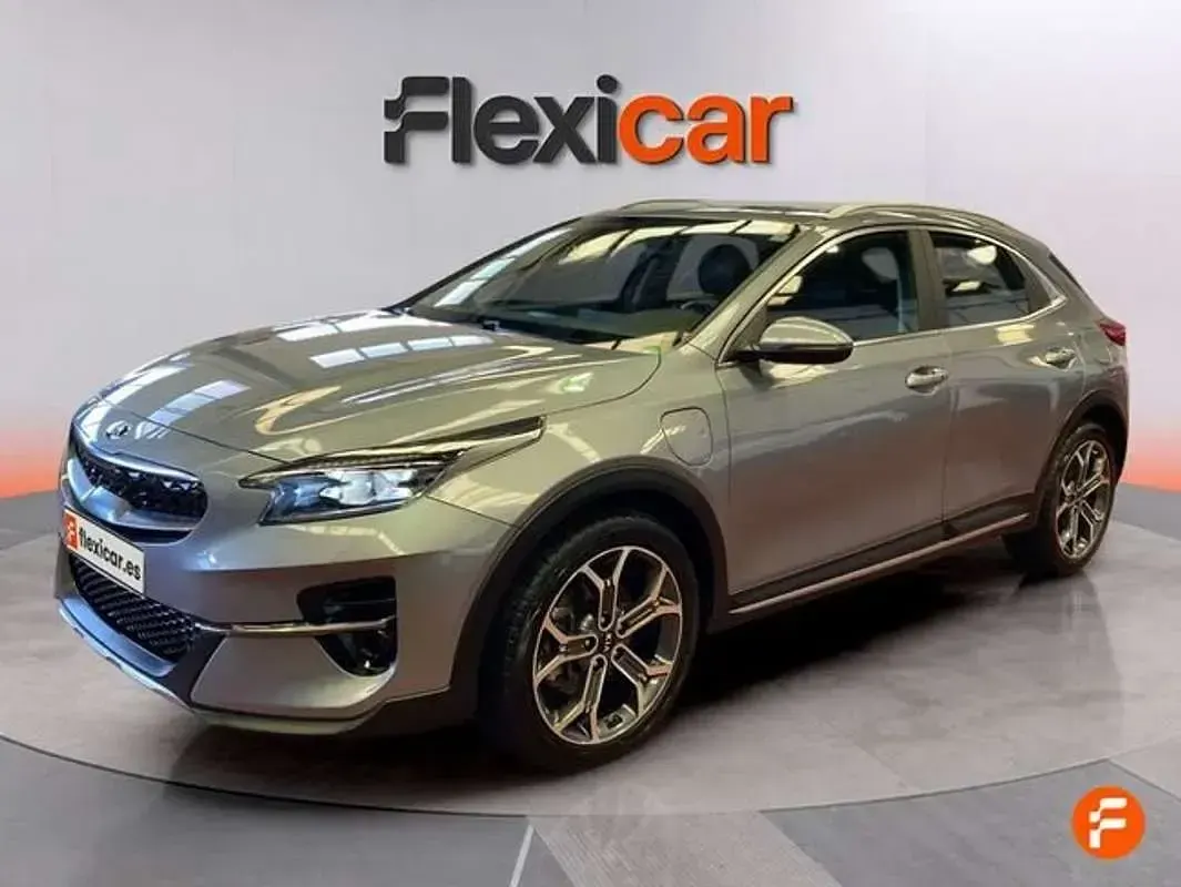 Usado Kia XCeed 141 CV (103 kW) 2021 Gris SUV