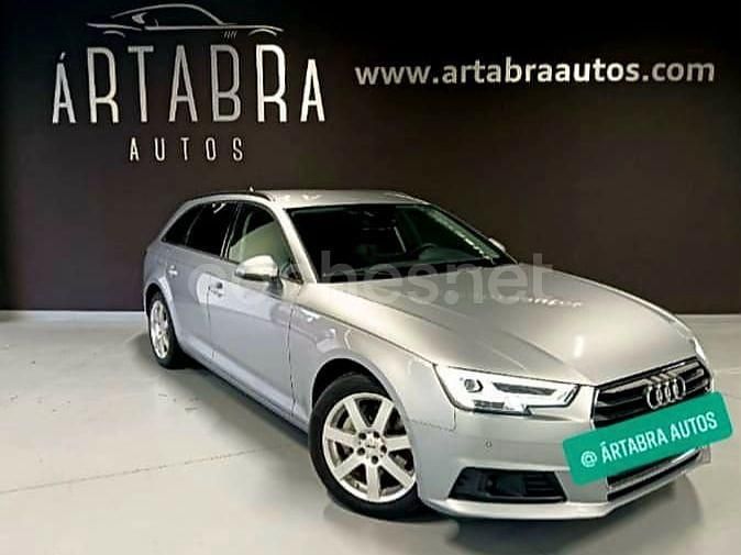 Usado Audi A4 218 CV (160 kW) 2017 Gris / plata Familiar
