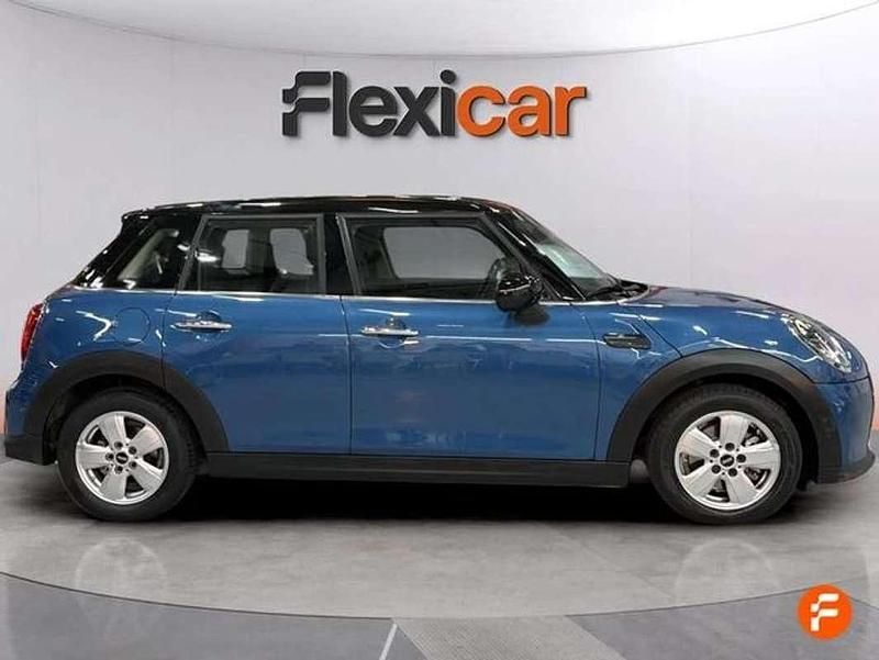 Usado Mini Cooper 136 CV (100 kW) 2022 Azul Utilitario