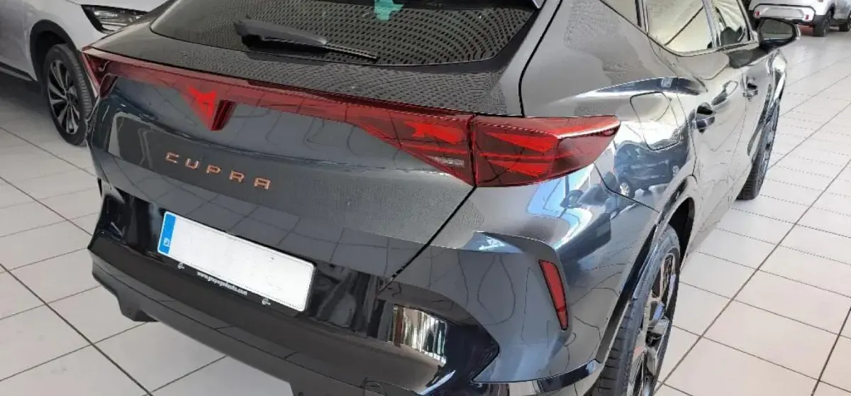 Nuevo Cupra Formentor 150 CV (110 kW) 2026 Gris magnetic SUV