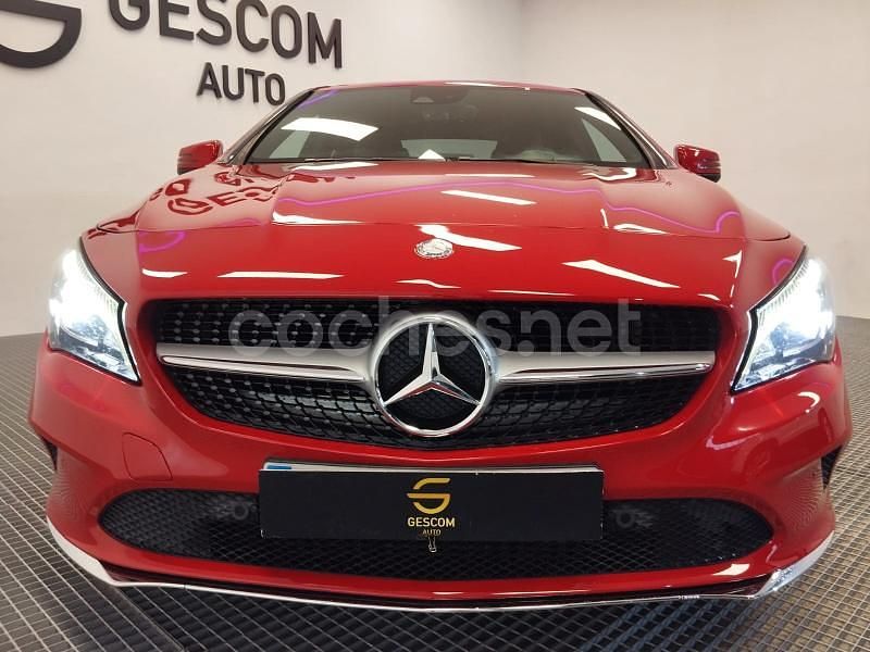 Usado Mercedes CLA200 136 CV (100 kW) 2017 Rojo Berlina
