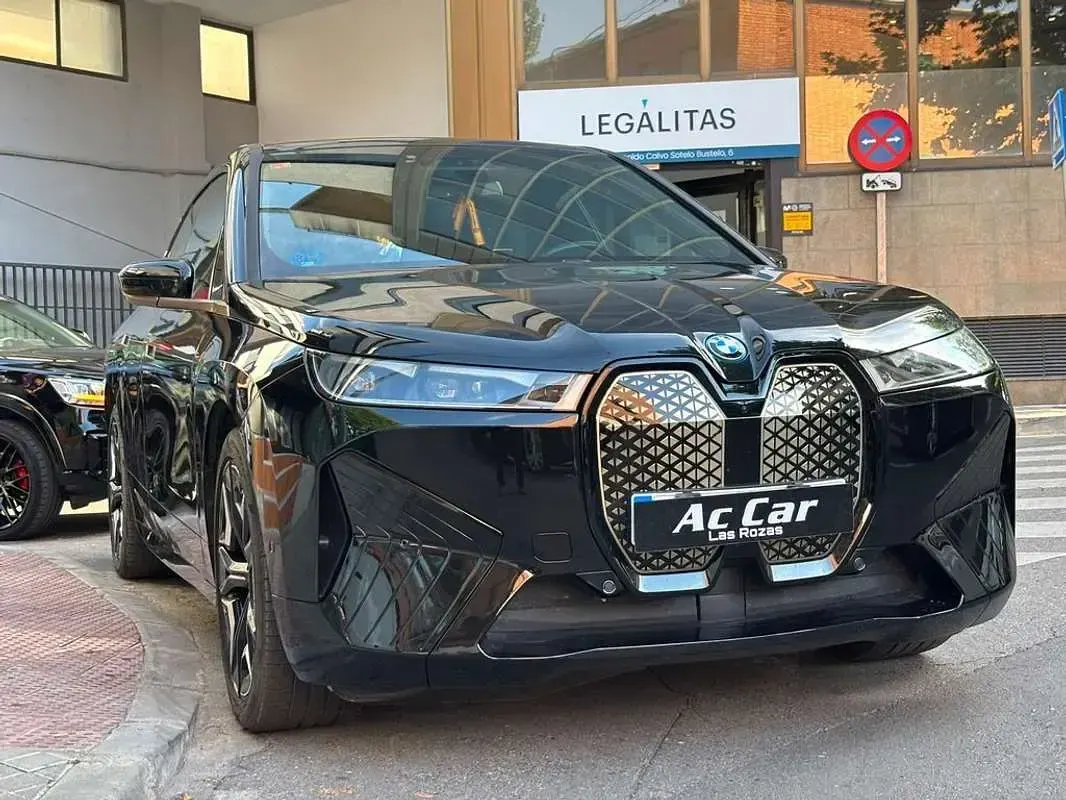 Usado BMW iX 386 kW (525 CV) 2022 Negro SUV