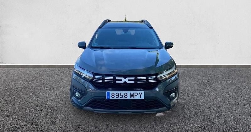 Usado Dacia Jogger Expression 110 CV (80 kW) 2024 Monovolumen