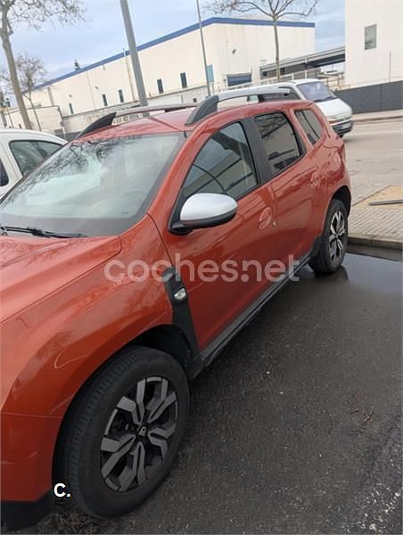 Usado Dacia Duster Prestige 100 CV (73 kW) 2022 Naranja SUV