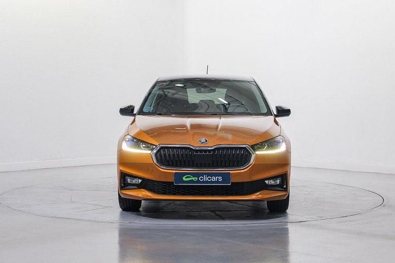 Usado Skoda Fabia Style 110 CV (80 kW) 2021 Naranja Berlina