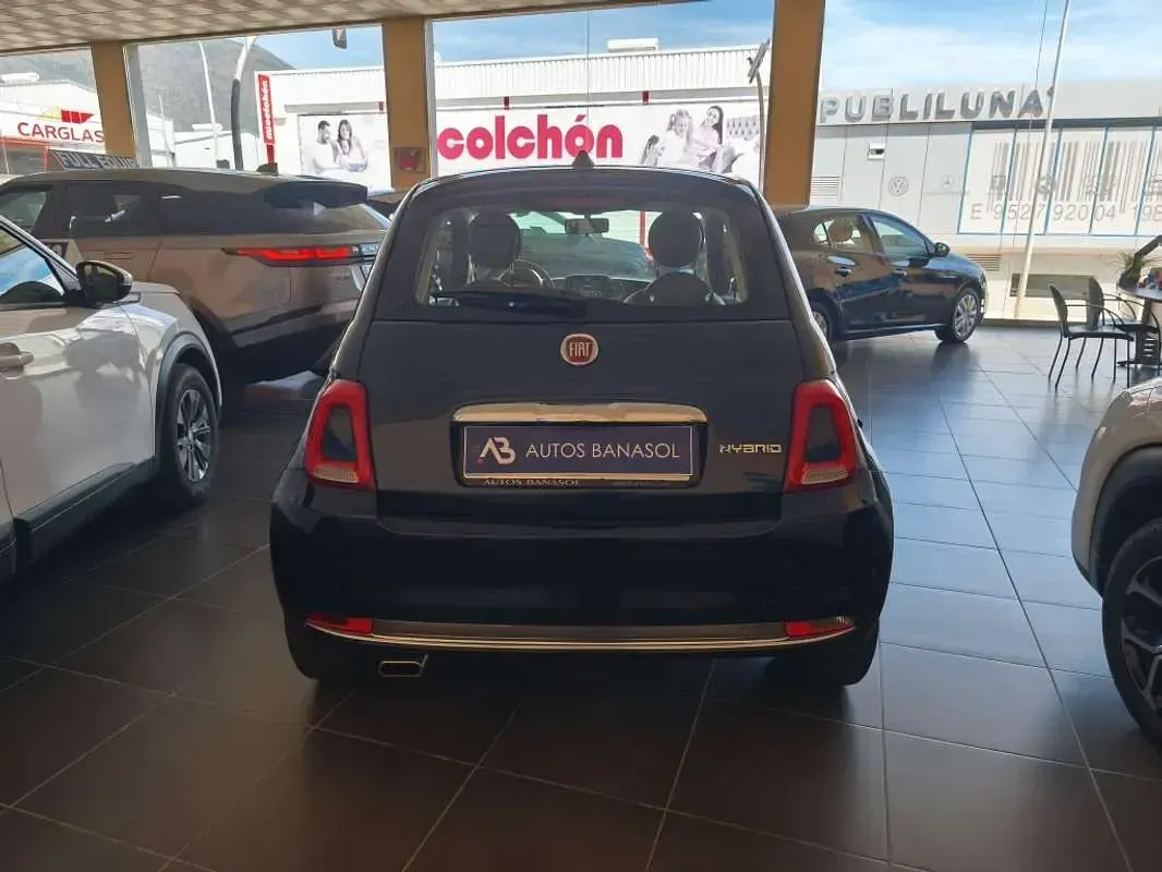 Usado Fiat 500 Dolcevita 71 CV (52 kW) 2022 Azul Berlina