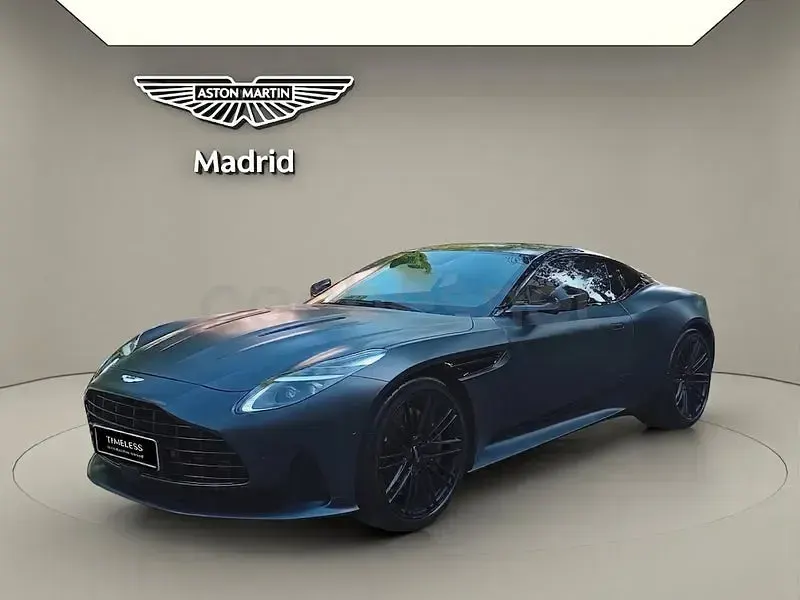 Usado Aston Martin DB12 680 CV (500 kW) 2025 Gris Coupe