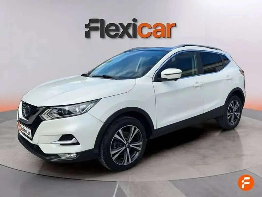 Usado Nissan Qashqai N-Connecta 116 CV (85 kW) 2018 Blanco SUV