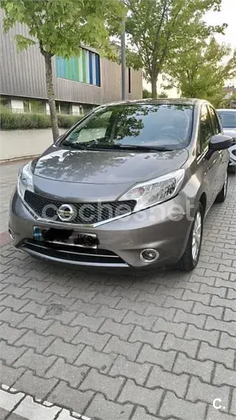 Usado Nissan Note Acenta 80 CV (58 kW) 2015 Gris / plata Utilitario