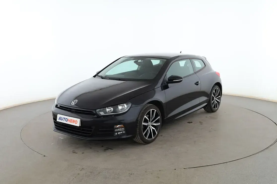 Usado VW Scirocco R-line BlueMotion 125 CV (91 kW) 2017 Coupe