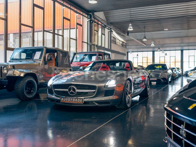 Gris Usado 2011 Mercedes SLS AMG AMG Descapotable | 169.000 € - Imagen 1/4