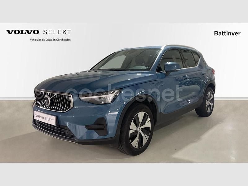 Azul Usado 2023 Volvo XC40 Core SUV | 39.800 € (Caro) - Imagen 1/4