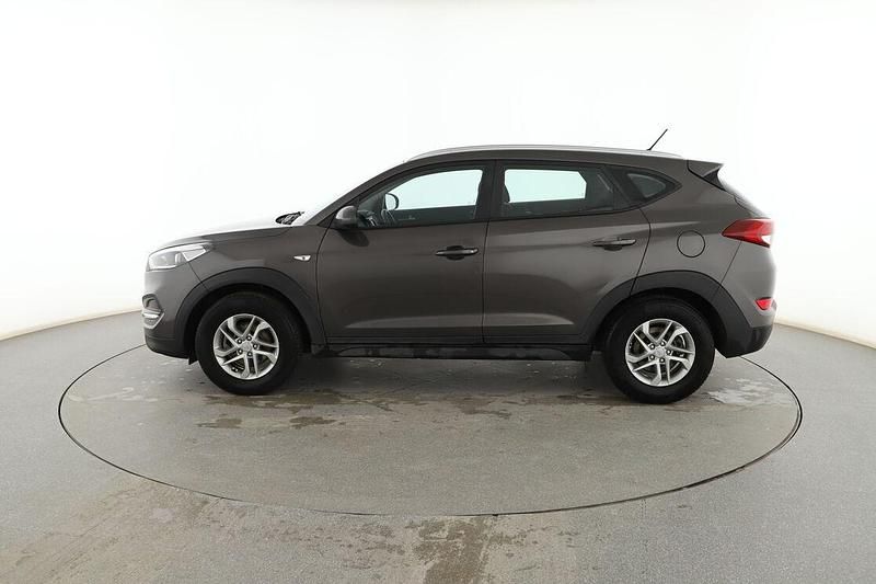 Usado Hyundai Tucson 115 CV (84 kW) 2017 Gris SUV