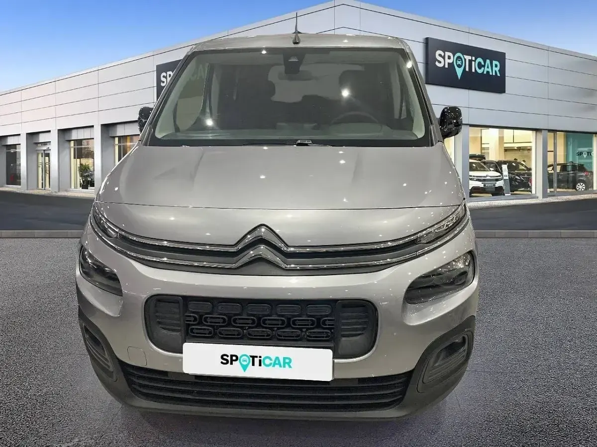 Usado Citroën Berlingo 102 CV (75 kW) 2022 Gris Monovolumen