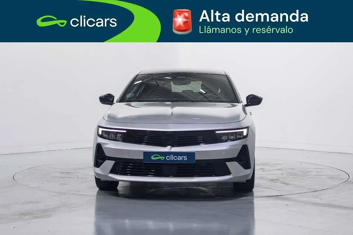 Usado Opel Astra S 136 CV (100 kW) 2025 Plateado Utilitario