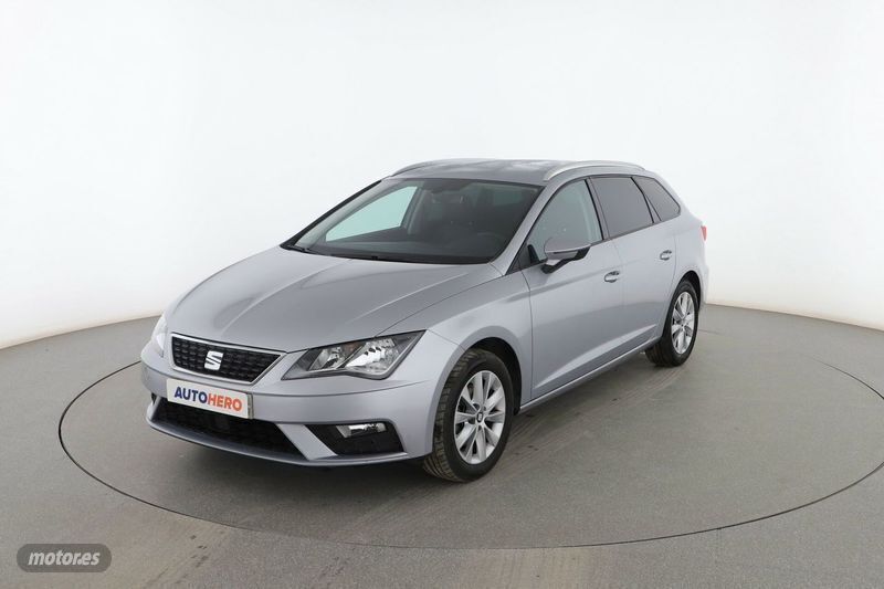 Gris Usado 2018 Seat Leon CONNECT Familiar | 13.399 € (Precio justo) - Imagen 1/3