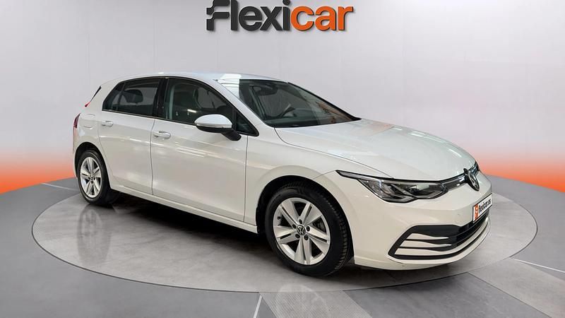 Usado VW Golf VIII Life 110 CV (80 kW) 2021 Blanco Berlina