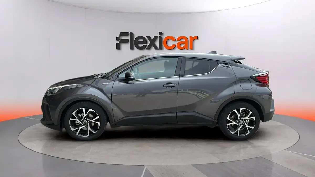 Käytetty Toyota C-HR Advance 122 HP (89 kW) 2021 Harmaa Katumaasturi