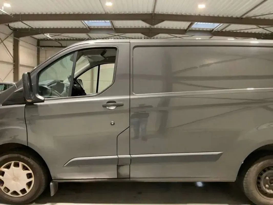 Usado Ford Transit Ambiente 125 CV (91 kW) 2016 Gris Van