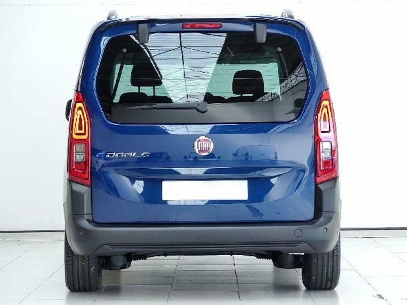 Usado Fiat e-Doblò Launch Edition 100 kW (136 CV) 2022 Azul Monovolumen