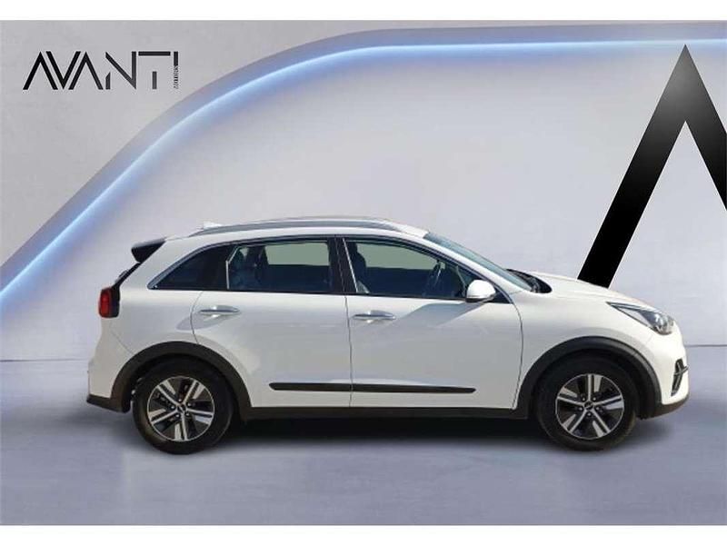 Usado Kia Niro 141 HP (103 kW) 2022 SUV