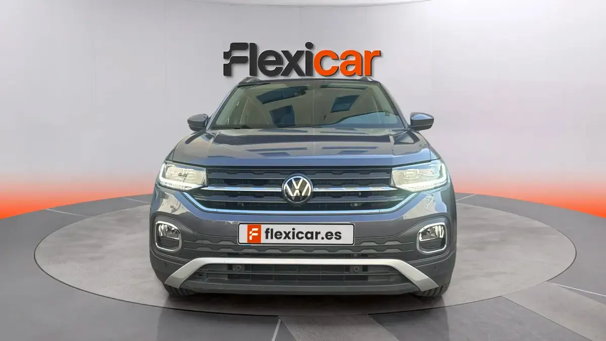 Usado VW T-Cross Sport 150 CV (110 kW) 2022 Gris SUV