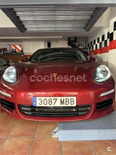 Rojo Usado 2015 Porsche Panamera S E-Hybrid Berlina | 42.800 € - Imagen 1/4
