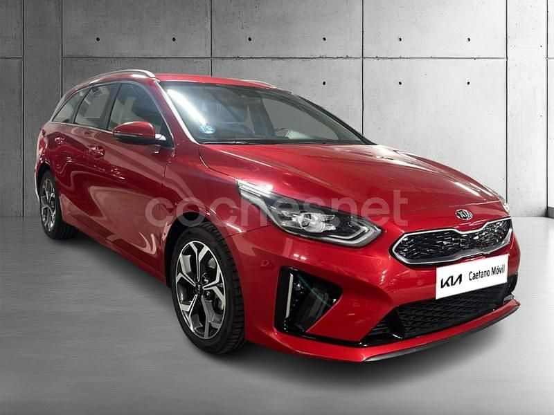 Usado Kia Ceed 141 CV (103 kW) 2021 Rojo Utilitario
