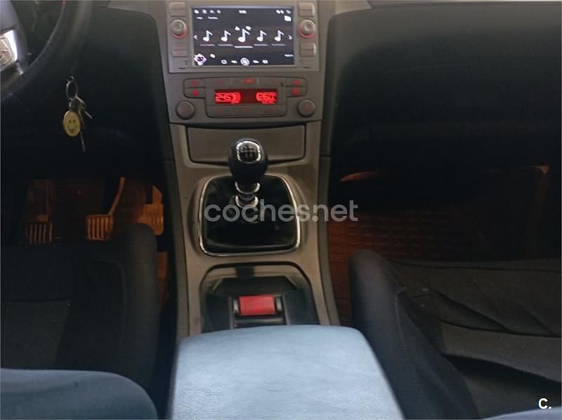 Begagnad Ford S-MAX Titanium 140 HK (102 kW) 2007 Svart Minibuss
