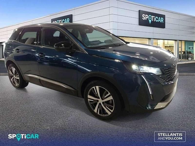 Usado Peugeot 3008 Allure 131 CV (96 kW) 2023 Azul SUV
