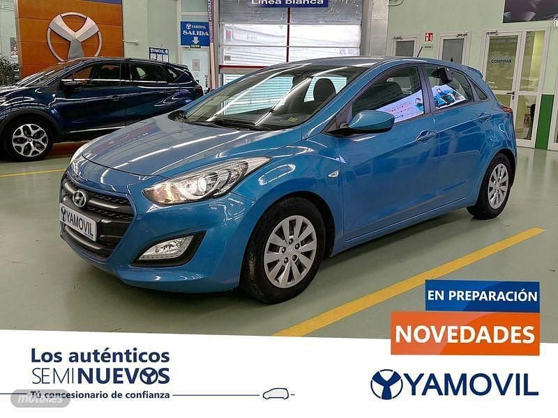 Azul Usado 2016 Hyundai i30 Berlina | 11.450 € (Precio justo) - Imagen 1/4