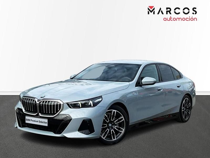 Gris Usado 2025 BMW 520 Berlina | 57.900 € (Super precio) - Imagen 1/4