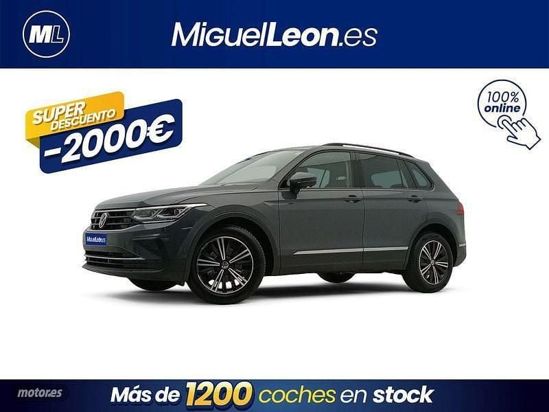 Gris / plata Usado 2023 VW Tiguan Life SUV | 26.985 € (Super precio) - Imagen 1/3