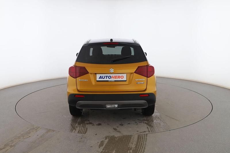 Usado Suzuki Vitara GLX 129 CV (94 kW) 2024 Amarillo SUV